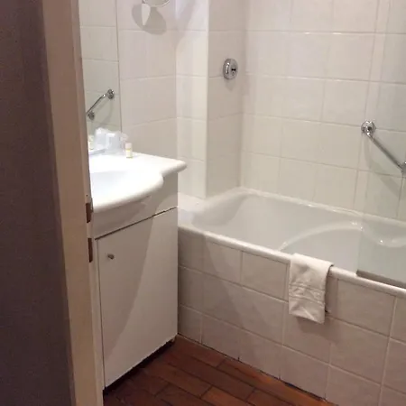 Bristol קרקסון