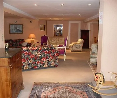 Bristol 3* קרקסון